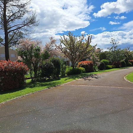 Вилла A La Source Saint-Medard-de-Guizieres Экстерьер фото